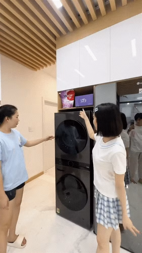 Máy sấy cũng khá đắt tiền.
