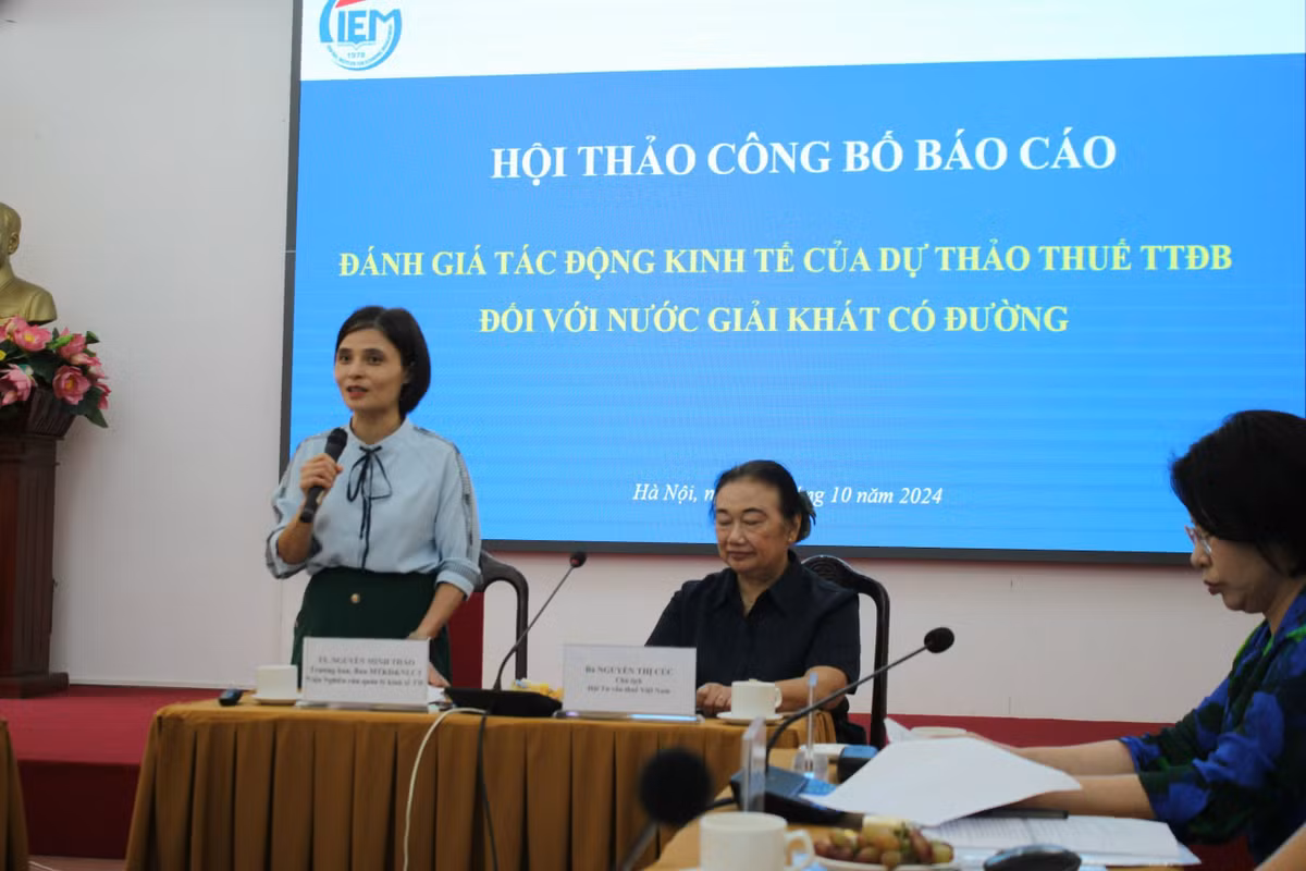 NGK co duong ap thue 10%: GDP co the giam 42.500 ty dong-Hinh-2