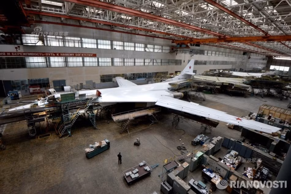 Nhà máy này được cho là nơi đang thực hiện nâng cấp các máy bay ném bom Tu-160. Nguồn ảnh: RIA Novosti