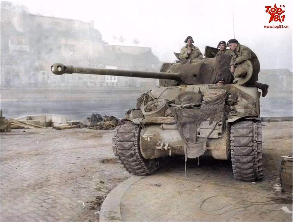 Loại xe tăng phổ biến nhất của Quân đội Mỹ trong thế chiến thứ hai chính là M4 Sherman và các phiên bản nâng cấp của nó. Nguồn ảnh: Top81.
