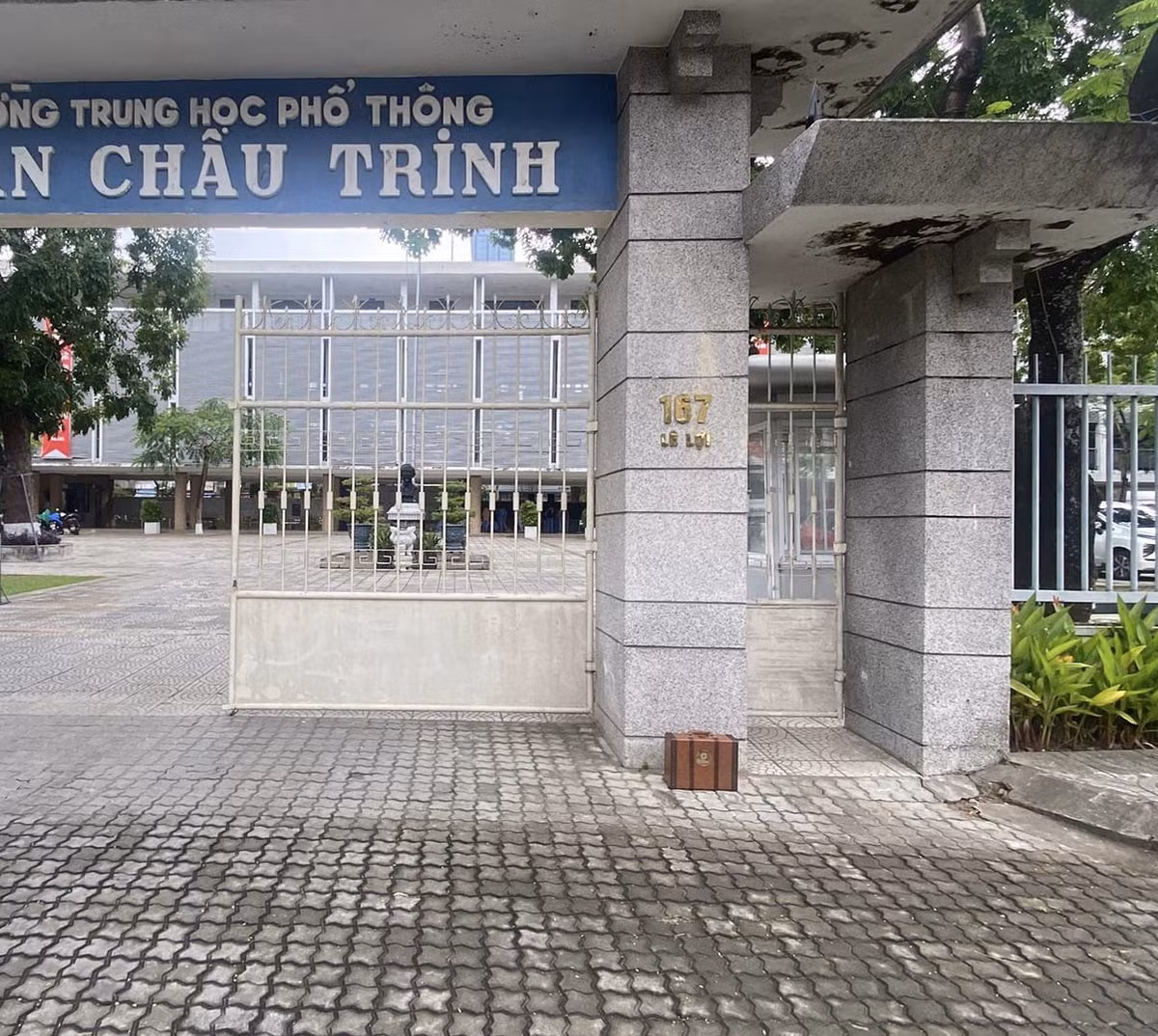 Đà Nẵng: Đã xác minh được chủ nhân của vật thể “lạ” trước cổng trường Da Nang: Da xac minh duoc chu nhan cua vat the “la” truoc cong truong
