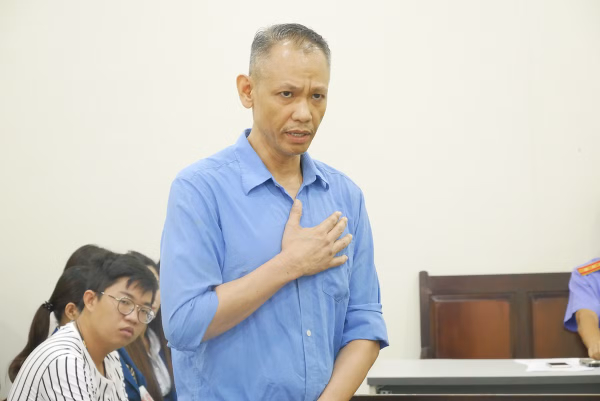 Bị cáo Lê Phú Cự tại phiên toà 15/11.