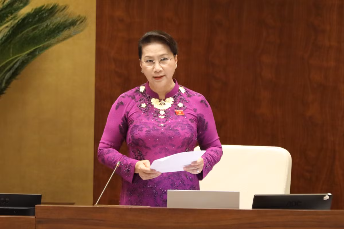 Chu tich Quoc hoi: Bo truong Tai Chinh chua co giai phap moi