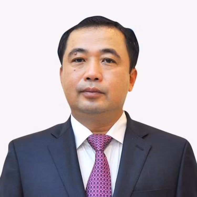 Ông Trần Đức Thắng là Ủy viên Trung ương Đảng: Khóa XIII, Phó Chủ nhiệm Ủy ban Kiểm tra Trung ương. 