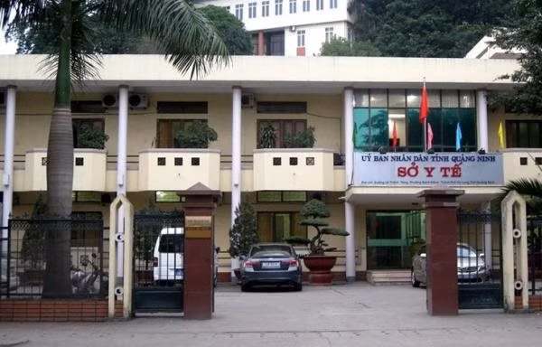 Các bị can thuộc Sở Y tế tỉnh Quảng Ninh đã có hành vi thông đồng với đơn vị tư vấn thẩm định giá ban hành Chứng thư thẩm định giá theo giá cao hơn giá thị trường, móc ngoặc với nhà thầu và Công ty AIC, các công ty có quan hệ với AIC để Công ty AIC và Công ty Mopha trúng toàn bộ 6 gói thầu, trị giá 232 tỷ đồng, gây thiệt hại tài sản nhà nước trị giá 73 tỷ đồng.