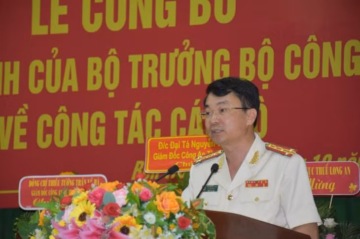 Phát biểu nhận nhiệm vụ, Đại tá Trương Sơn Lâm cám ơn sự quan tâm của lãnh đạo Bộ Công an, Ban Thường vụ Tỉnh ủy. Đại tá Trương Sơn Lâm chân thành tiếp thu các ý kiến chỉ chỉ đạo của Thượng tướng Lương Tam Quang, Bí thư Tỉnh ủy Lê Đức Thọ và hứa quyết tâm sẽ cùng với tập thể Đảng ủy, Ban Giám đốc Công an tỉnh Bến Tre tiếp tục lãnh đạo đơn vị hoàn thành xuất sắc nhiệm vụ được giao.
