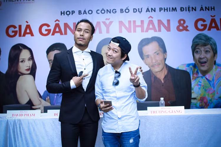 Tiêu đề phim "Già gân, mỹ nhân và găng tơ" của Đức Thịnh - Thanh Thúy cũng khiến nhiều khán giả bối rối. Ảnh: Đời sống