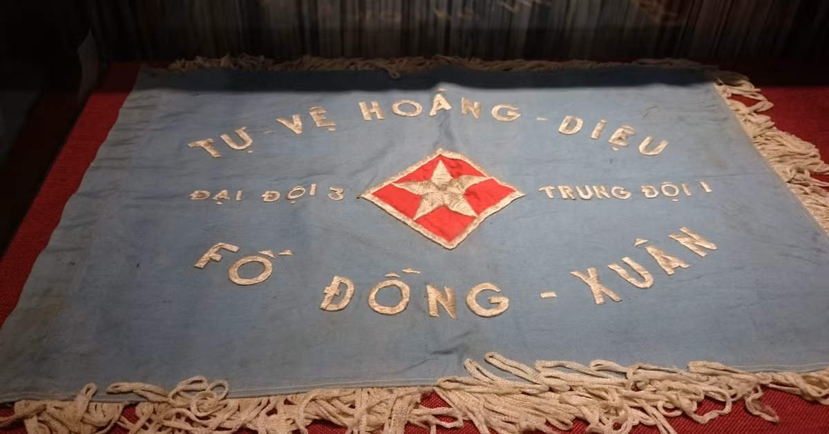 Lá cờ hiệu của đội Tự vệ Hoàng Diệu.