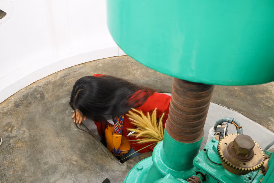 Giờ đây ngọn hải đăng Tiên Sa là nơi du lịch thu hút nhiều bạn trẻ khi tới Đà Nẵng.