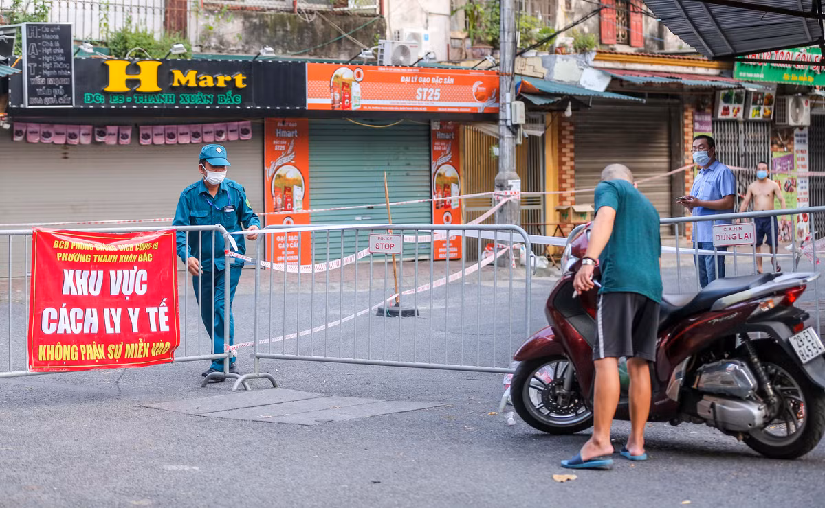 Ha Noi tiep tuc gian cach xa hoi den ngay 6/9