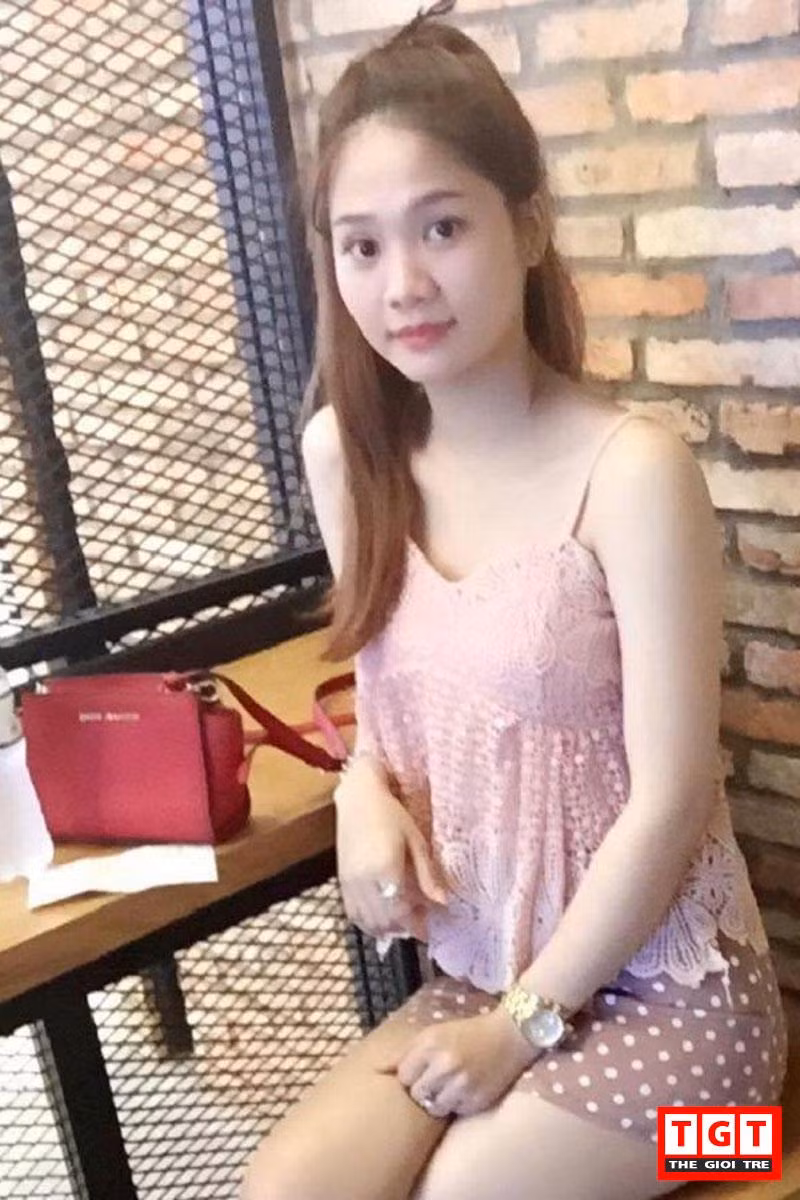 Chia sẻ về liệu pháp làm đẹp, Lyly Trần nói :“Cơ địa mỗi người là khác nhau và cần một chế độ dinh dưỡng, chăm sóc da khác nhau cho từng người. Đừng nghĩ đi spa là tốn kém hay đang phải chi tiền cho một việc mình cũng có thể tự làm ở nhà. Đến Spa, chị em được nghỉ ngơi, thư giãn; được tận hưởng công nghệ; được trải nghiệm sản phẩm chăm sóc cao cấp; đồng thời, được biết thêm nhiều kiến thức làm đẹp - điều mà cô không bao giờ tiếc công tư vấn”.