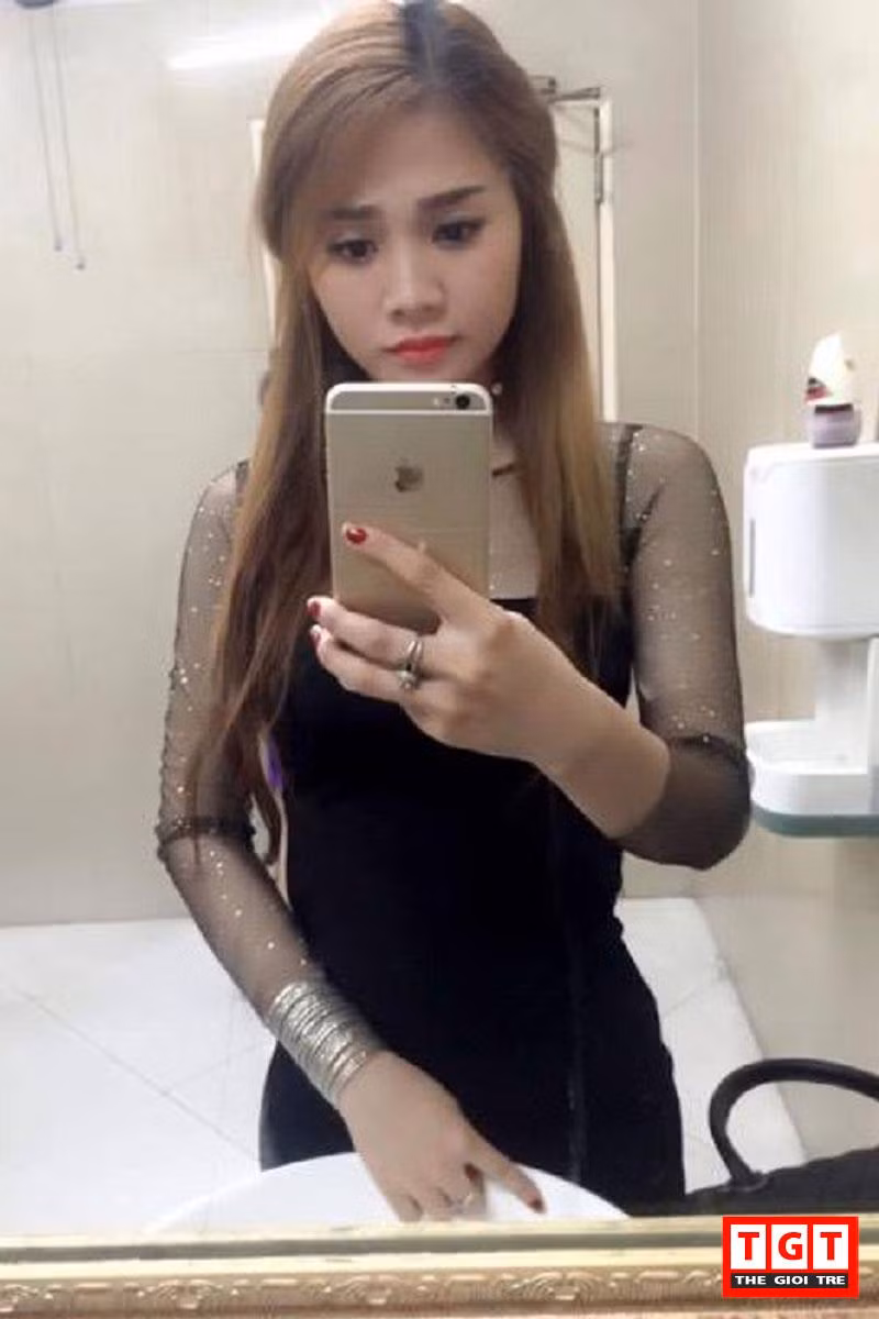 Chia sẻ về dự định đặc biệt trong tương lai, cô nàng xinh đẹp cho hay đang rục rịch chuẩn bị cho ra mắt chuỗi thương hiệu về làm đẹp với quy mô lớn.