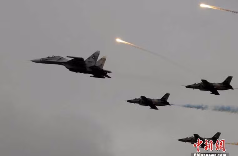 Su-30MK2V là mẫu tiêm kích đa năng hiện đại nhất Không quân Venezuela hiện nay.