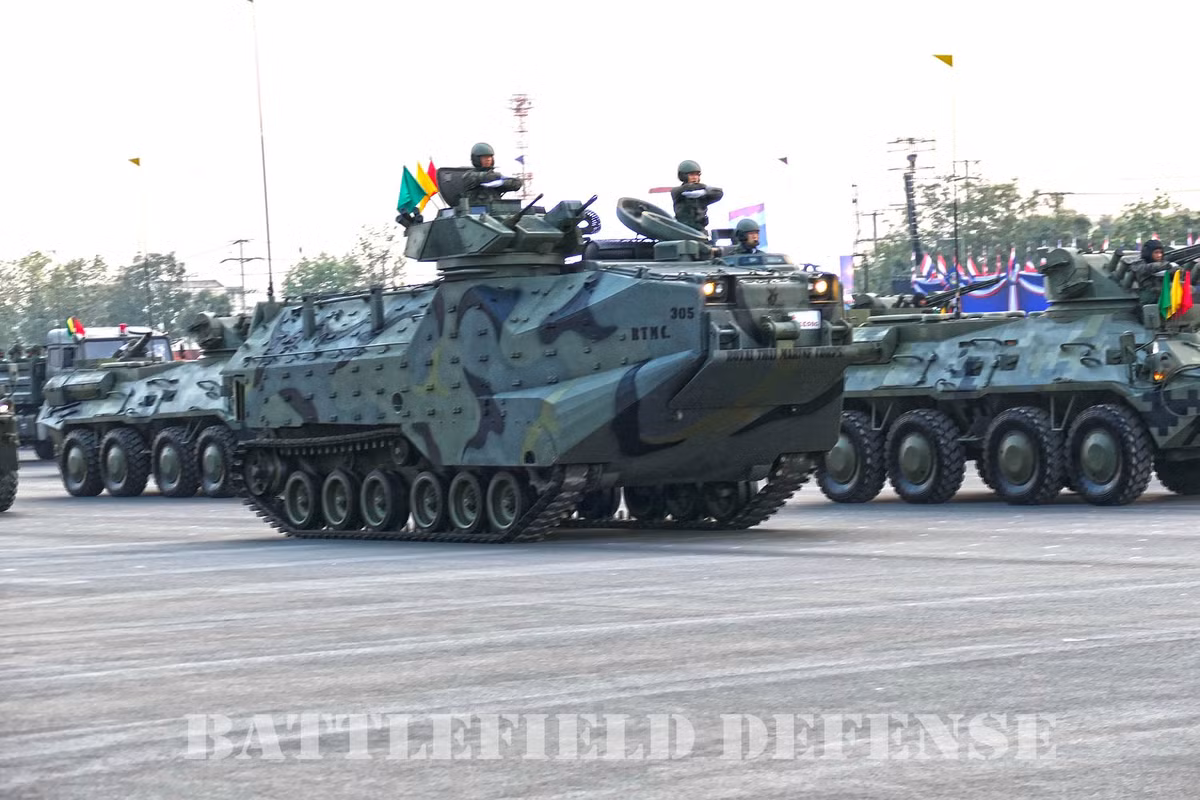 Xe thiết giáp chở quân lưỡng cư AAV-7 của Thủy quân Lục chiến Hoàng gia Thái Lan. Nguồn ảnh: Defense.