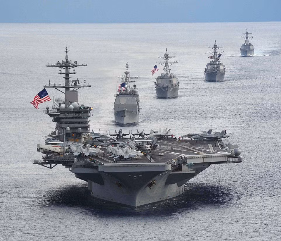 USS Theodore Roosevelt được hải quân Mỹ đặt hàng đóng mới từ năm 1980, tới năm 1981 được đặt lườn và nhập biên năm 1986. Nguồn ảnh: USnavy.