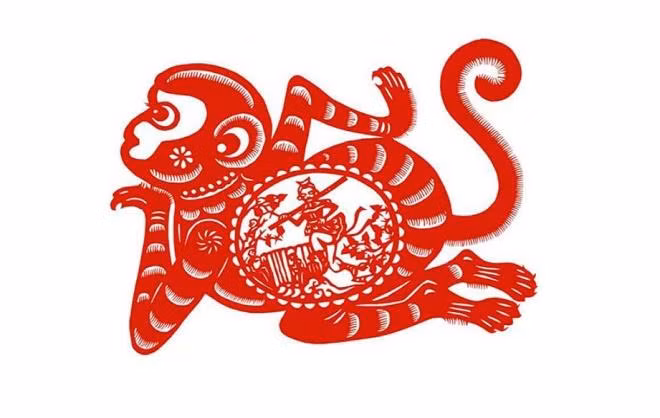 Tuy nhiên đi kèm với những điều khởi sắc đó là họa thị phi không thể tránh khỏi. Trong thời gian này, vận mệnh của bạn phất lên nhanh chóng nên có thể sẽ bị nhiều người ganh tỵ, ghen ghét. Thế nên Thân hãy bình tĩnh, đừng mắc bẫy của tiểu nhân kẻo ảnh hưởng đến tiền độ rộng lớn của mình. 