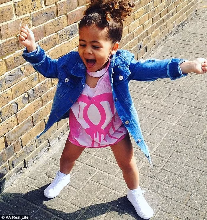 Cô bé Kiera Mace tuổi chỉ mới 3 tuổi nhưng đã là ngôi sao nhí của Instagram khi được hàng triệu người theo dõi và thán phục gu thời trang cực chất.