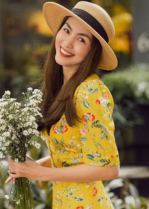 Nữ diễn viên có tổ ấm vô cùng hạnh phúc bên ông xã và các con. Ảnh: FBNV