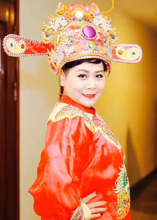 Nghệ sĩ Minh Hằng trở lại Táo quân sau 2 năm lỡ hẹn với chương trình vì bận rộn. Ảnh: FBNV