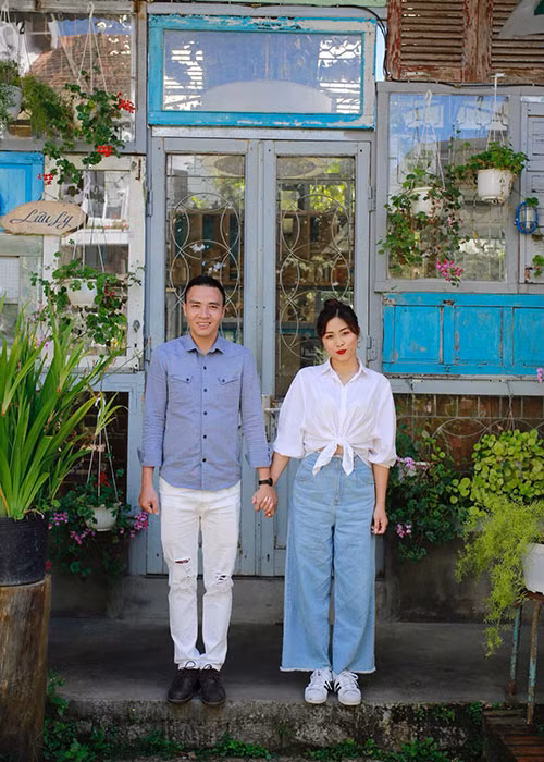 BTV Hoàng Linh đăng tải status với tâm trạng vui vẻ: “Ai rồi cũng sẽ khác...Linh rồi cũng sẽ khác”.