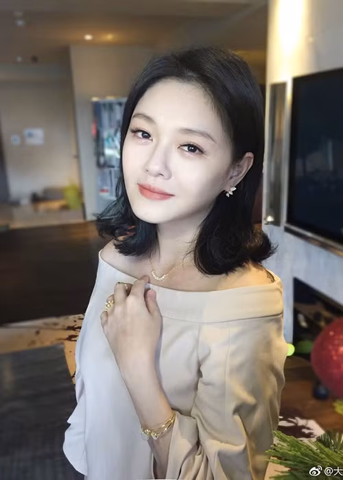 Hình ảnh Đại S giảm cân trông thấy sau thời gian bị chê. Ảnh: Weibo