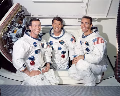 NASA nhận xét nhóm ba phi hành gia đã thực hiện nhiệm vụ gần như hoàn hảo. Tàu vũ trụ của họ hoạt động tốt đến mức cơ quan này quyết định thực hiện sứ mệnh Apollo 8 và Apollo 11 lịch sử.