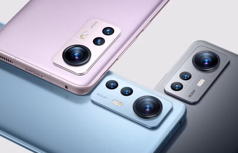 Trước đây camera trên smartphone chỉ có một và độ phân giải cũng không cao, bây giờ các nhà sản xuất đã chia hệ thống camera thành các cảm biến nhỏ, mỗi ống kính sẽ có chức năng riêng để đáp ứng đa dạng góc chụp và hỗ trợ người dùng trong nhiều tình huống.