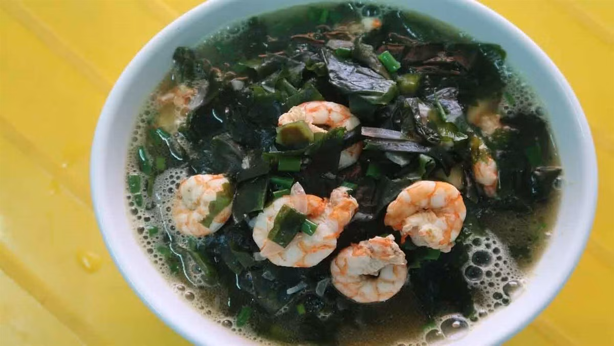 Ngoài ra trong rong biển còn có thành phần protein là chính, chức năng của nó là làm giảm đờm và tan khối u, làm sạch mỡ gan.