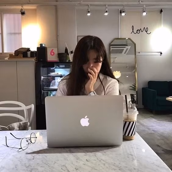Nếu cứ ngồi lâu mà không tập thể dụ, mỡ trong cơ thể không thể tiêu hao một cách hiệu quả, lại tích tụ trong cơ thể gây ra nhiều hệ lụy.