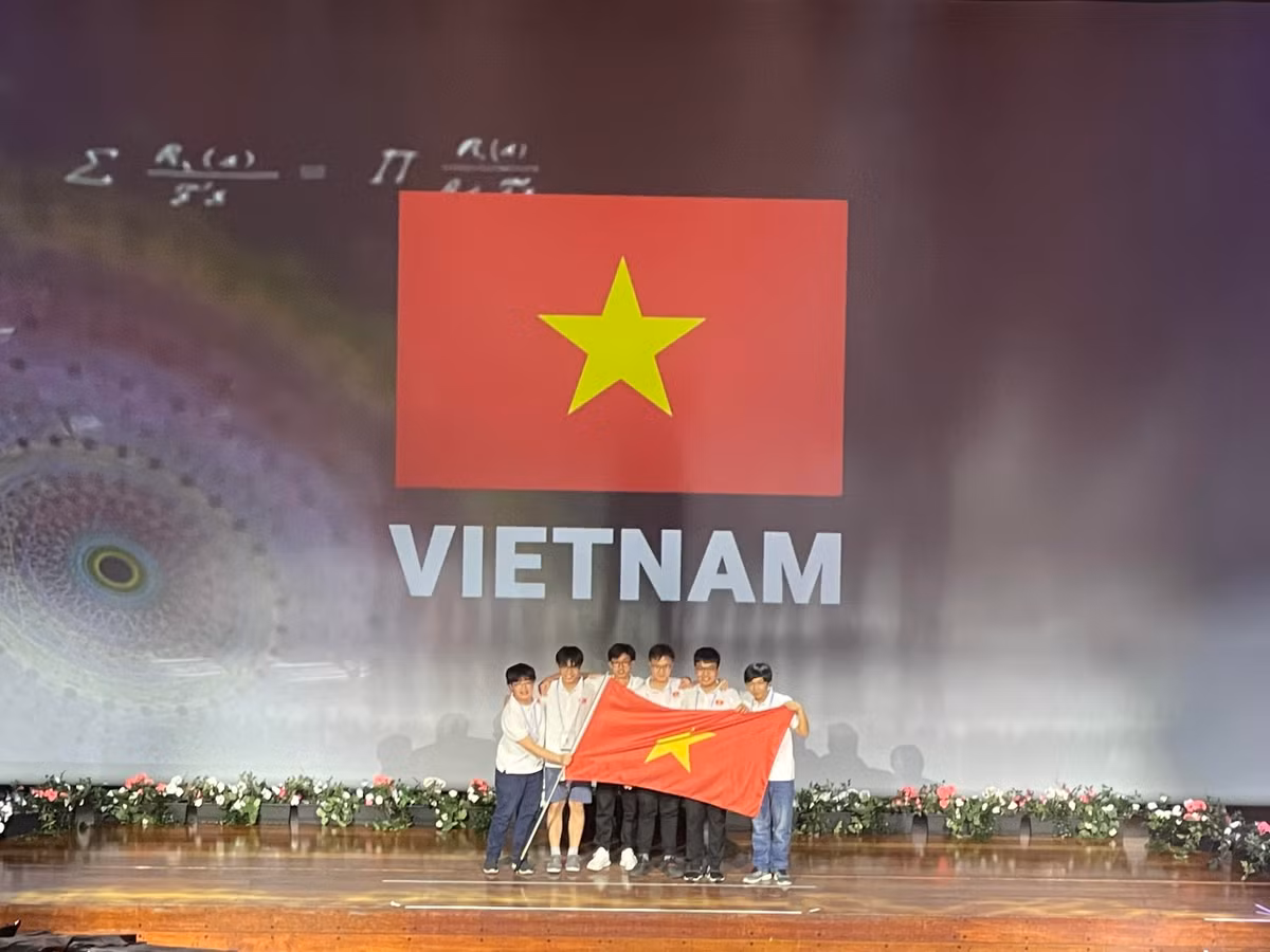 Ngo Quy Dang: Con duong den huy chuong vang IMO lan 2, dat diem tuyet doi-Hinh-2