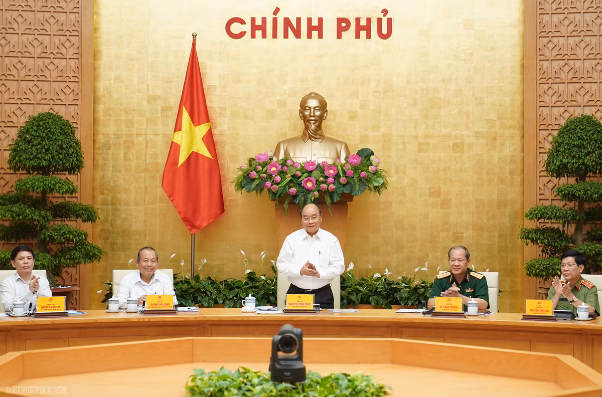 'Nghien ma tuy, nghien ruou, thu ngay vinh vien bang lai'