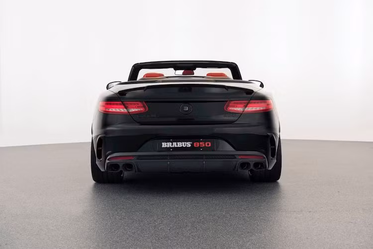 Dù cực kỳ mạnh mẽ nhưng hãng độ Brabus vẫn rất tự tin vào độ bền của 850 6.0 Biturbo Cabrio khi đã kèm theo xe chế độ bảo hành 3 năm/100.000 km. Hãng có thể cho ra đời một bản độ S63 AMG Cabriolet do khách hàng cung cấp hoặc tạo ra một chiếc xe mới hoàn toàn. Chiếc xe trong bài viết này hiện đang được Brabus treo giá lên tới 345.841 Euro trên thị trường toàn cầu (tương đương 8,33 tỷ).