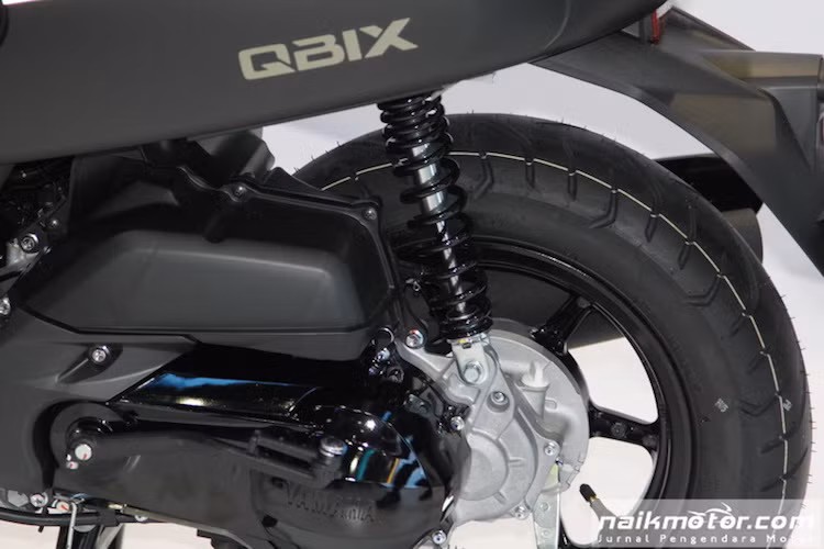 QBIX sở hữu động cơ SOHC 1 xi-lanh 2 van với dung tích 125 cc, được trang bị công nghệ BlueCore và hệ thống phun xăng điện tử. Động cơ này đem tới cho xe công suất tối đa 9,5 mã lực và mô-men xoắn cực đại 9,6 Nm.