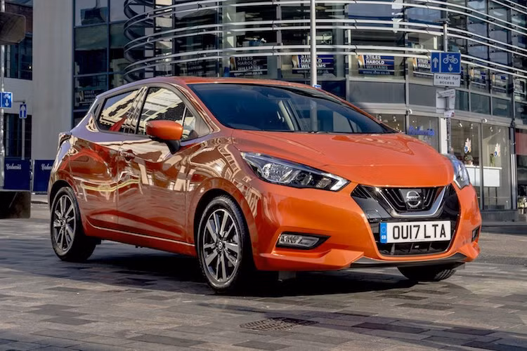 Hướng chủ yếu tới thị trường châu Âu - nơi tiêu thụ nhiều xe hatchback nhất Thế giới, Nissan Micra 2017 là thế hệ thứ 5 của dòng xe cỡ nhỏ này. Với thiết kế độc đáo, động cơ tăng áp cùng một loạt các công nghệ và tiện nghi, Nissan hy vọng rằng Micra mới sẽ thu hút được khách hàng từ các đối thủ như Hyundai i20, Toyota Yaris hay Ford Fiesta.
