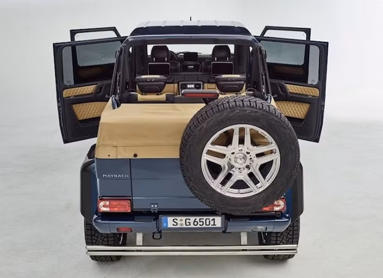 Với mức giá này, các "đại gia" sẽ có một chiếc SUV xa hoa với khoang hành khách phía sau mui trần, động cơ V12 6.0l tăng áp kép mạnh mẽ nhất hiện nay của Mercedes cùng khả năng vượt địa hình "tuyệt đỉnh" do kế thừa hệ thống trục truyền động lệch tâm gián tiếp từ G500 4×4² .