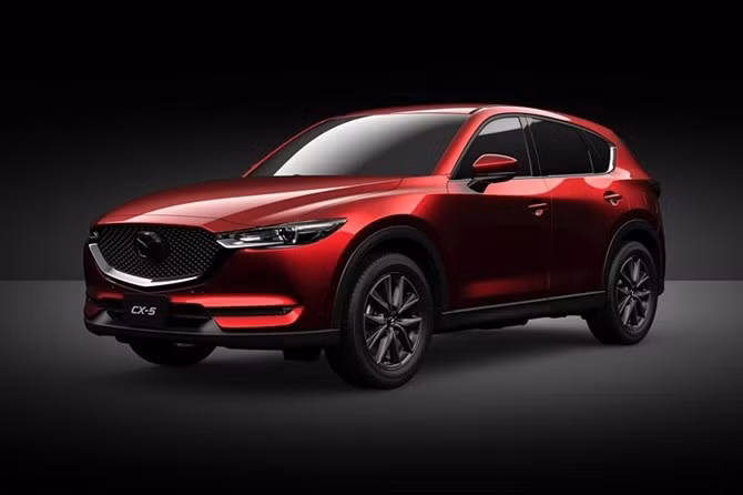 Động thái giảm giá mạnh của CX-5 được cho là để "dọn đường" cho thế hệ mới chuẩn bị về Việt Nam trong năm 2017. Mazda CX-5 thế hệ mới đã được ra mắt Thế giới từ tháng 11 năm ngoái, vừa được bán ra tại các thị trường đầu tiên từ tháng 2/2017 và được cải tiến mọi mặt so với thế hệ cũ.