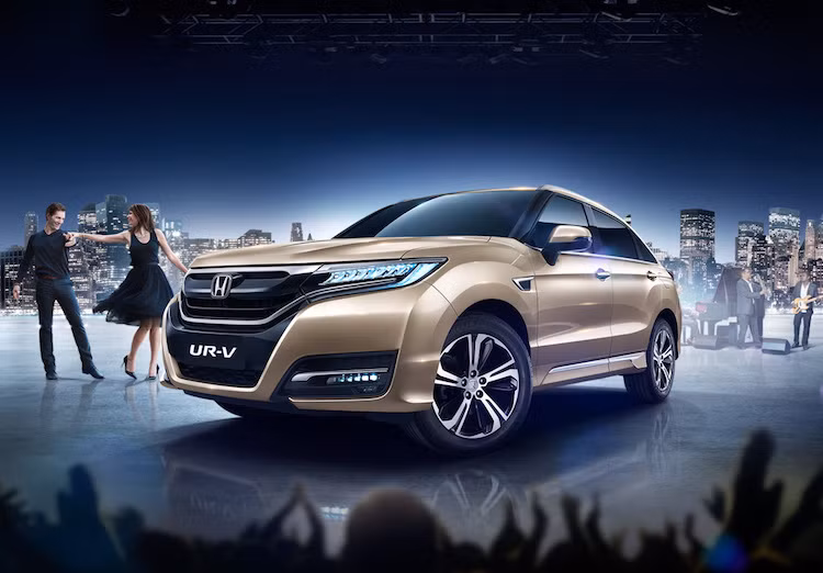 Từng được hãng xe ôtô Honda hé lộ từ lâu dưới dạng xe ý tưởng Concept D, mẫu SUV cao cấp Honda UR-V 2017 vừa chính thức được hãng xe NHật Bản giới thiệu tại thị trường Trung Quốc. Mẫu xe mới này được Honda thiết kế dành riêng cho liên doanh Honda Đông Phong (Dongfeng-Honda) tại thị trường đông dân nhất Thế giới.