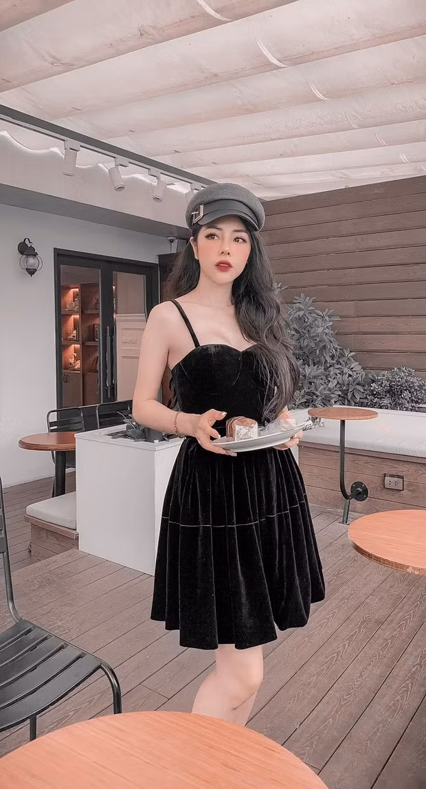 Dù chiều cao khiêm tốn nhưng Bạch Lan Phương lại có vóc dáng đẹp không góc chết.