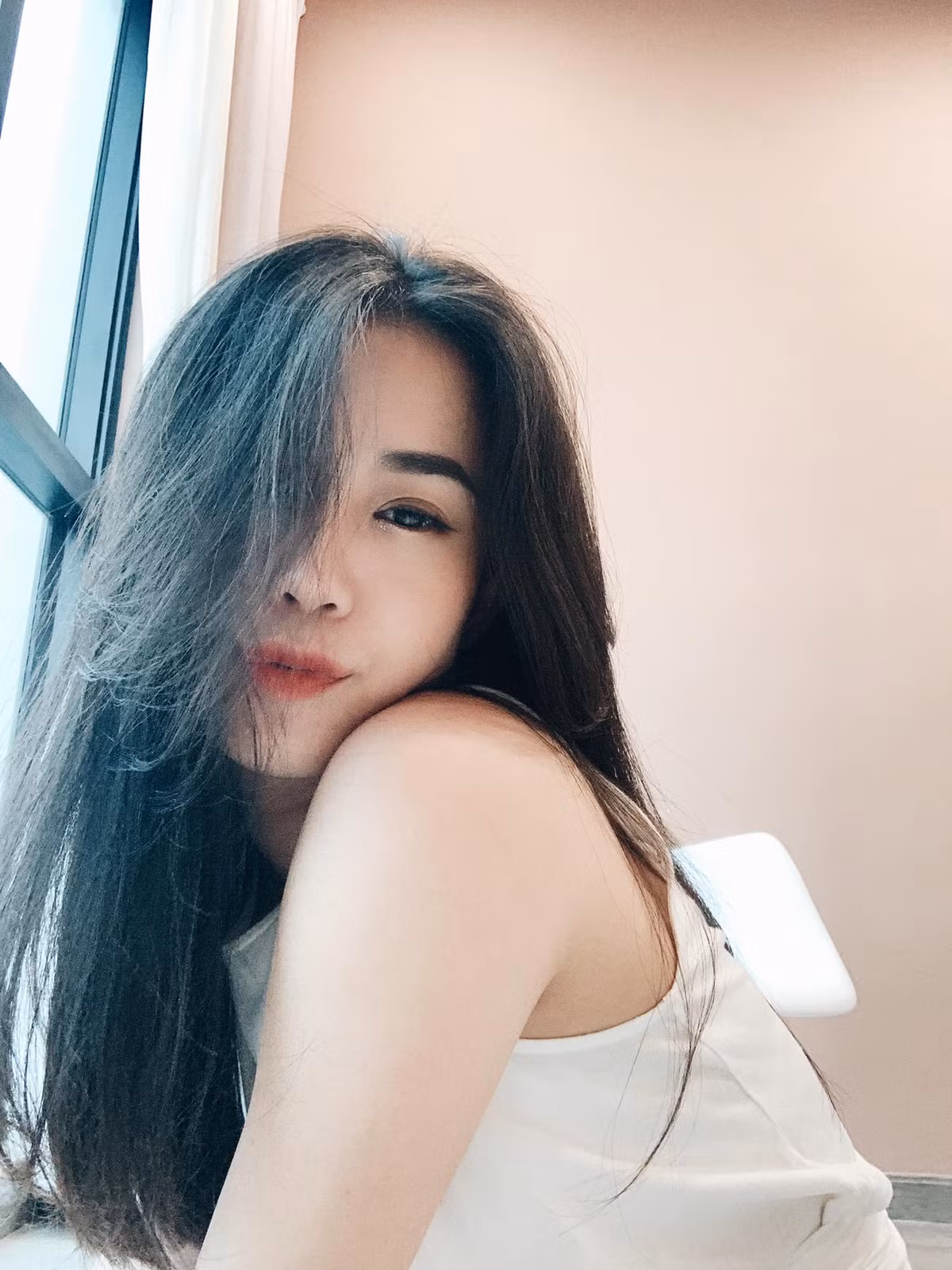 Ngọc Thảo tên đầy đủ là Lê Trương Ngọc Thảo, cô nàng từng giành giải quán quân mùa thứ hai của cuộc thi Ngôi sao thời trang 2009. Sau này cô nàng thành công với vai trò diễn viên.