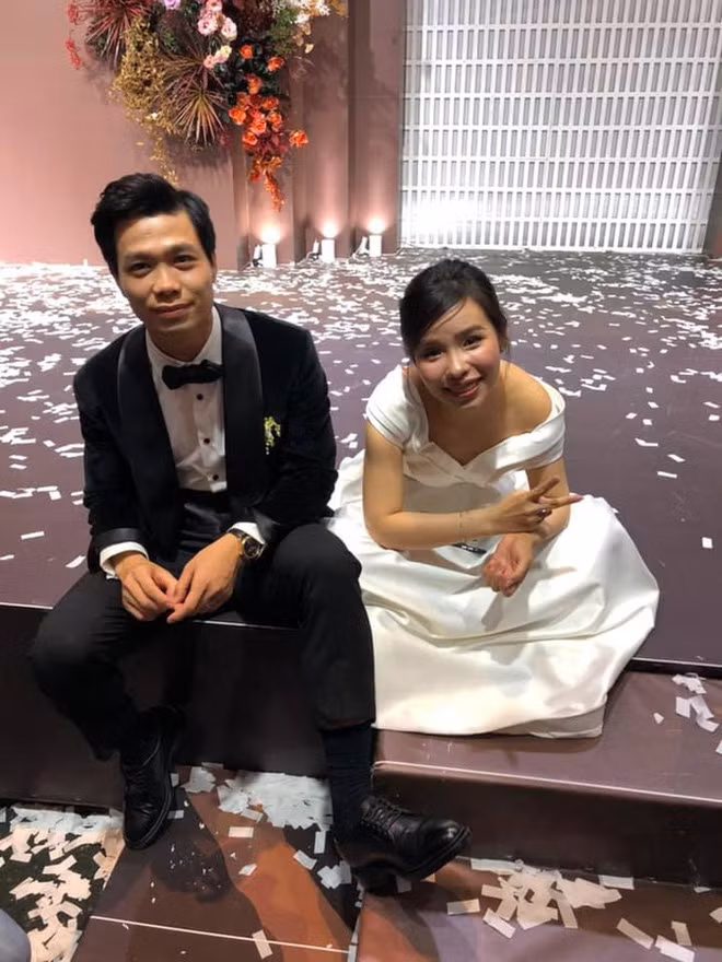 Nhiều người cho rằng Công Phượng và Viên Minh có tướng phu thê, đặc biệt là ánh mắt và nụ cười rất giống nhau.