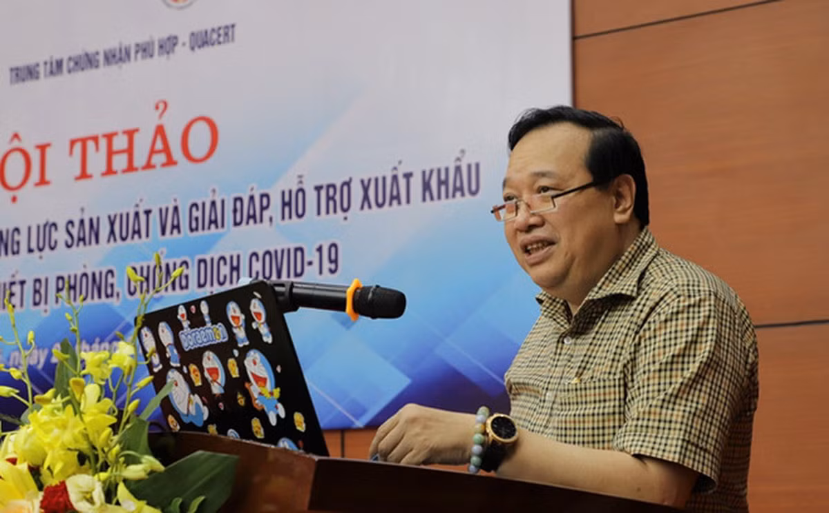 Bị can Nguyễn Minh Tuấn, nguyên Vụ trưởng Vụ Trang thiết bị và công trình y tế, Bộ Y tế nhận hối lộ 300.000USD (tương đương hơn 6,9 tỷ đồng). Đến nay, bị can Tuấn đã khắc phục toàn bộ số tiền này. 