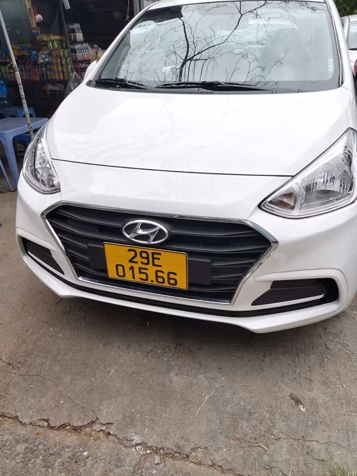 Hầu hết các chủ xe cho rằng, việc đổi biển này là hợp lý cho cả người kinh doanh cũng như khách sử dụng. Khách hàng có thể phân biệt xe kinh doanh để đặt. Còn chủ xe kinh doanh rõ ràng, không bị cạnh tranh bởi những xe không kinh doanh nhưng vẫn chạy khách.