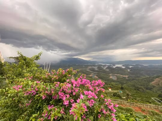 Kham pha 