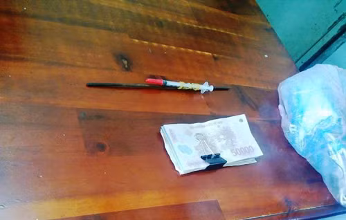 Dụng cụ gây án của tên Quốc khiến giới tài xế xe tải khiếp đảm.