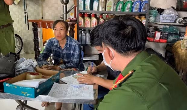 250 canh sat An Giang tham gia triet pha duong day so de “khung”-Hinh-3
