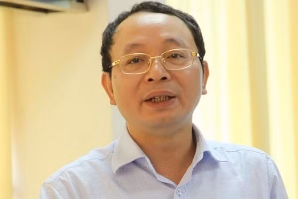 Tại kỳ hợp này, Ủy ban Kiểm tra Trung ương cũng thi hành kỷ luật khai trừ ra khỏi Đảng các ông: Nguyễn Minh Tuấn, nguyên Vụ trưởng Vụ Trang thiết bị và Công trình Y tế; Nguyễn Nam Liên, nguyên Phó Bí thư, nguyên Trưởng Ban Tổ chức Đảng ủy Bộ Y tế, nguyên Bí thư Đảng ủy, nguyên Vụ trưởng Vụ Kế hoạch - Tài chính, Bộ Y tế. (Ảnh: ông Nguyễn Nam Liên).
