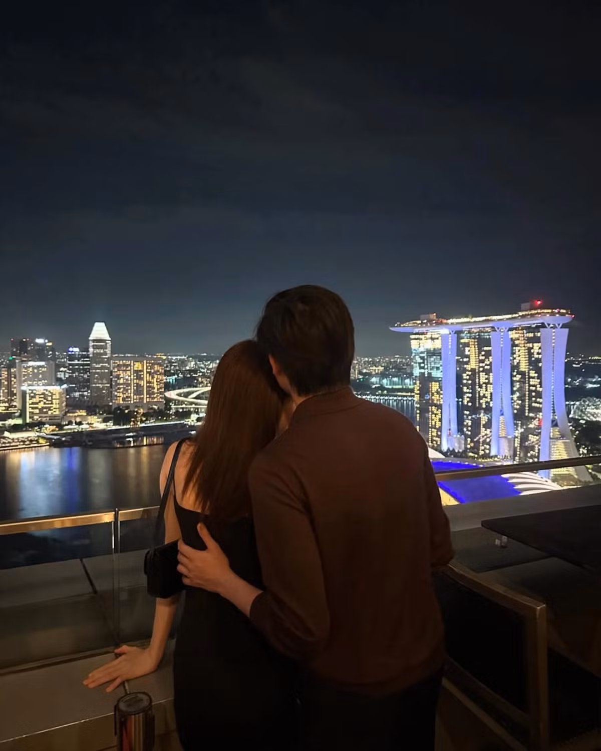 Thiều Bảo Trâm từng có khoảng thời gian ngầm công khai hẹn hò với bạn trai Mathis sinh năm 2004. Cả hai thường bị bắt gặp có những hành động tình cảm công khai nơi đông người.