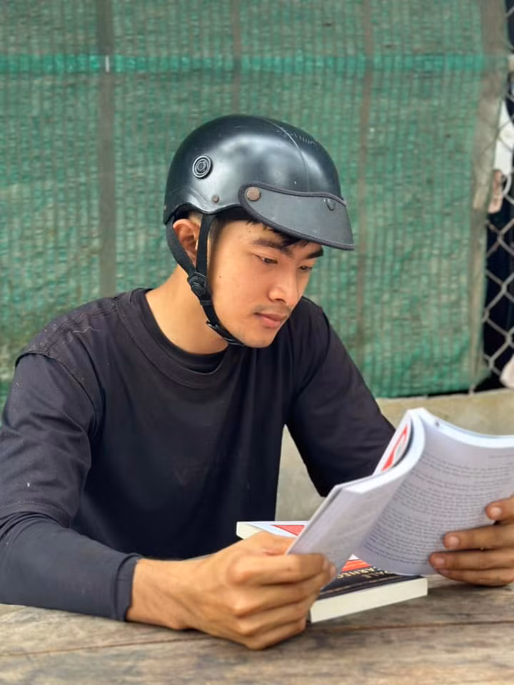 Đồng thời, Lê Tuấn Khang cũng góp phần quảng bá hình ảnh đẹp về vùng quê Việt Nam.