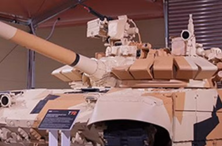 Xe tăng T-72M1M được trang bị động cơ V-92SF công suất 1.130 mã lực giống trên tăng như T-90MS. Với động cơ này T-72M1M vượt hẳn phiên bản T-72B3 trước đó vốn chỉ có động cơ hơn 800 mã lực. Như thế với những thay đổi này T-72M1M đã gần tiệm cận sức chiến đấu giống như T-90MS.
