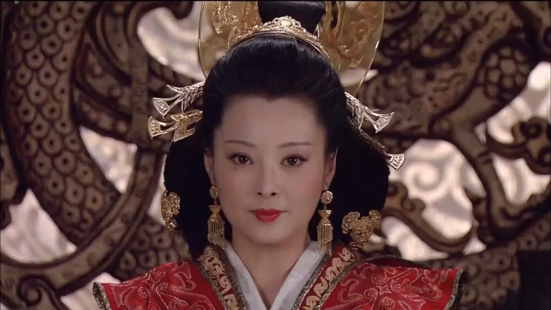 Vương thị, tên khai sinh Vương Chí, xuất thân từ Hữu Phù Phong, thôn Hòe Lý (nay ở Hàm Dương, Thiểm Tây).